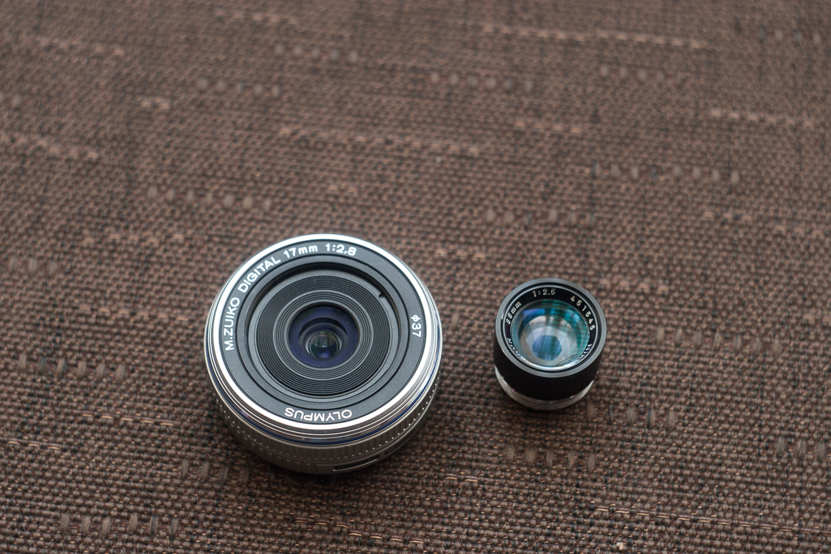 Nikonos 35mm. f/2.5 lens question
